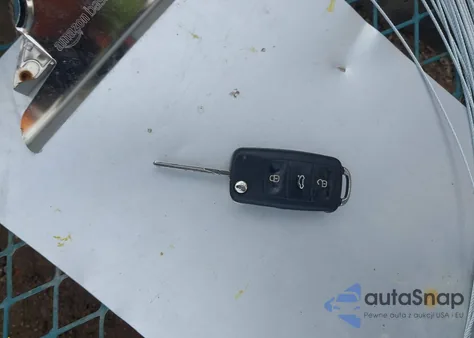 2013 Volkswagen Passat 2.5L Wolfsburg Edition из США, поврежденный, VIN 1VWAP7A33DC135007